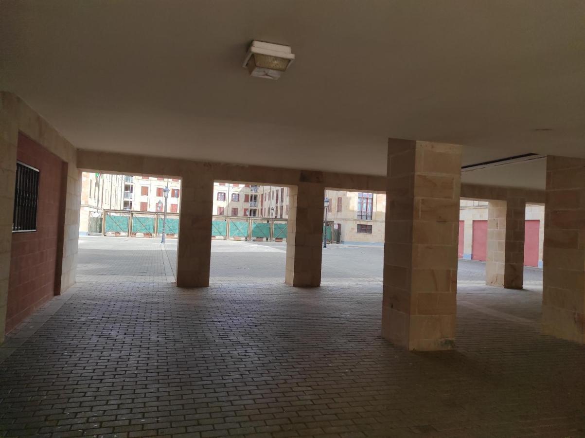 Apartamento Parque Europa Ezcaray Buitenkant foto