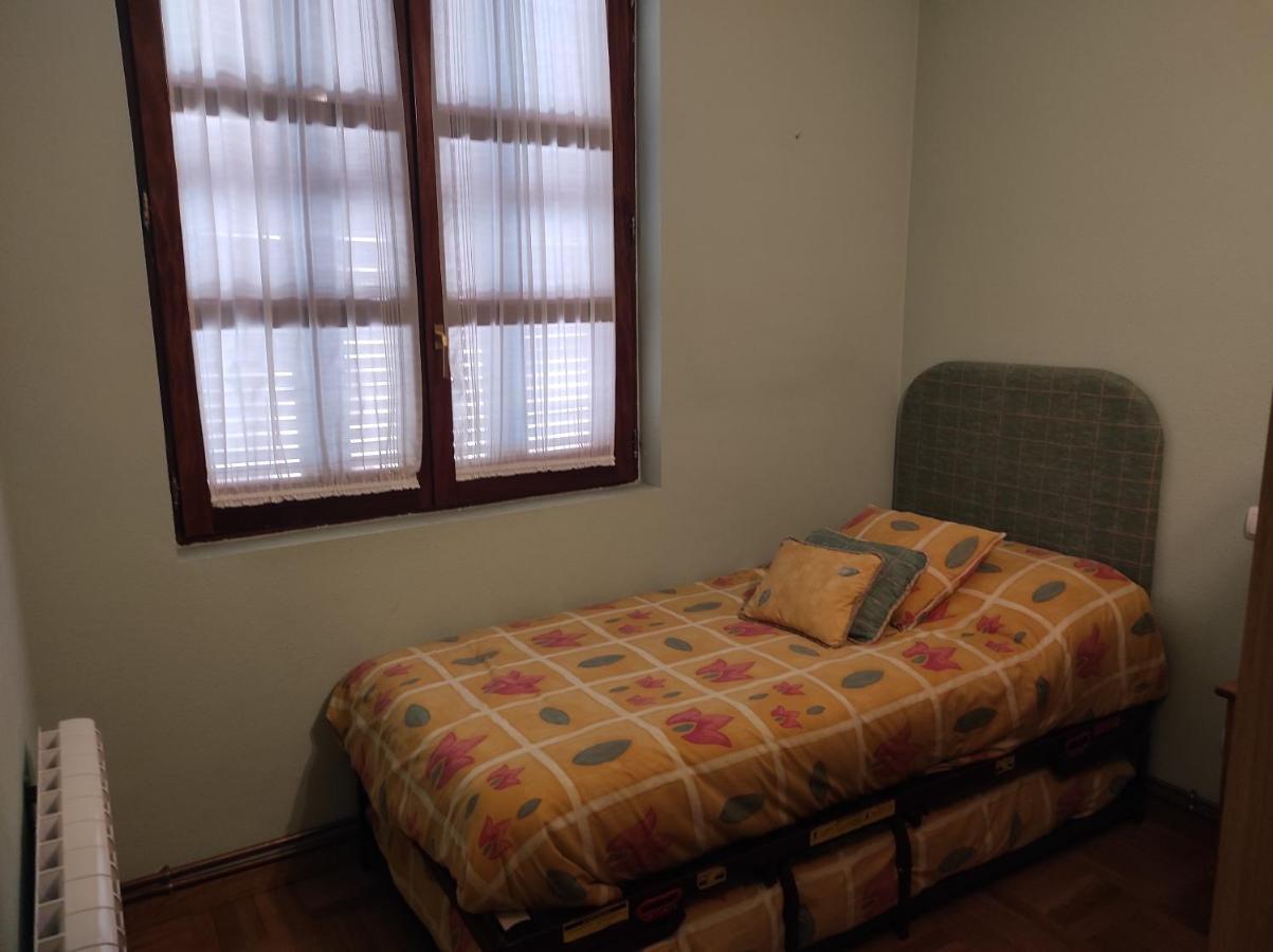 Apartamento Parque Europa Ezcaray Buitenkant foto